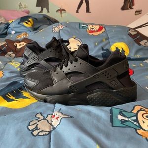 Huarache - once once - like new
